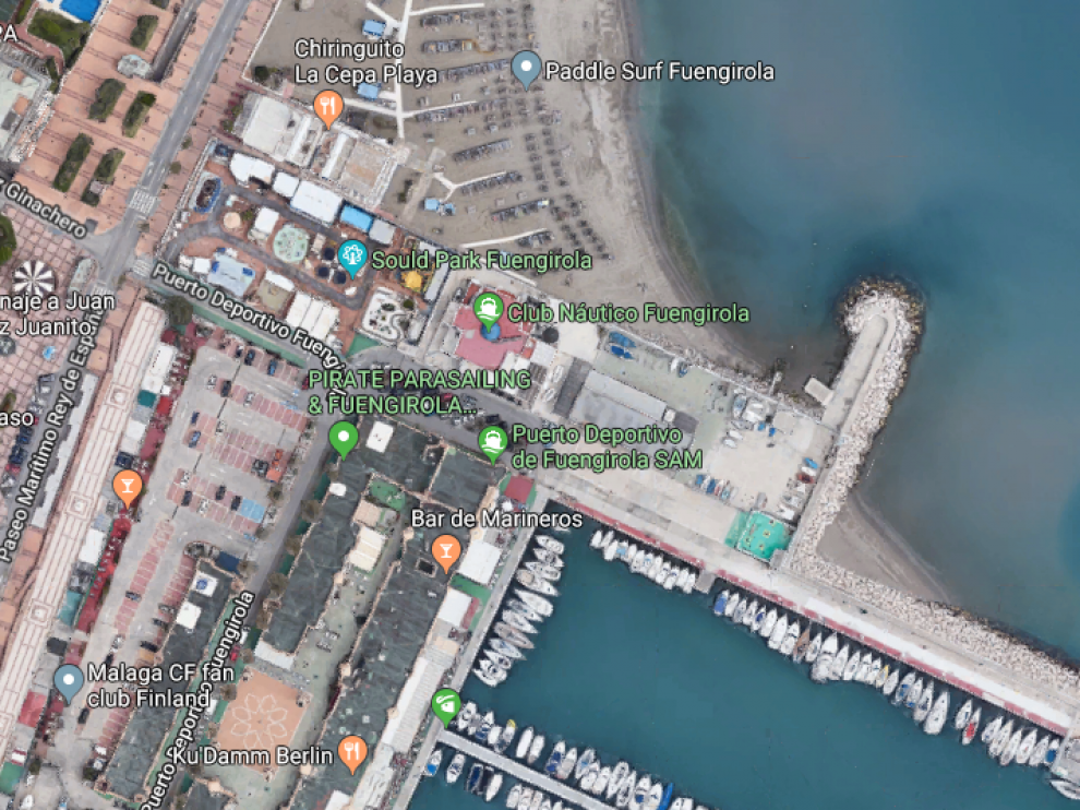 Los hechos se produjeron en una zona de ocio situada en las inmediaciones del puerto deportivo de Fuengirola.
