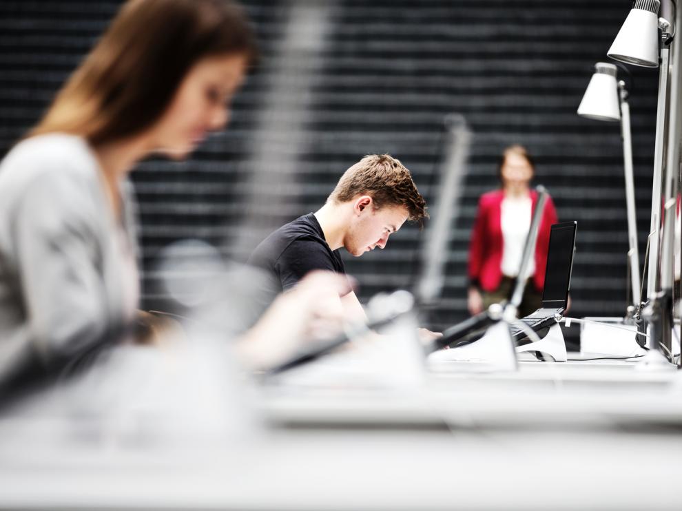 Cisco becas para jóvenes que busquen una oportunidad laboral en el sector TIC.