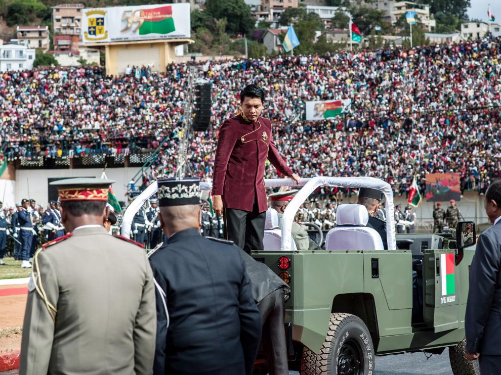 Llegada al estadio del presidente de Madagascar antes de la tragedia