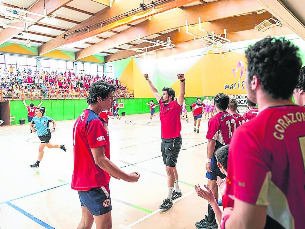 Imagen de un partido de la Zaragoza Cup de la pasada edición.
