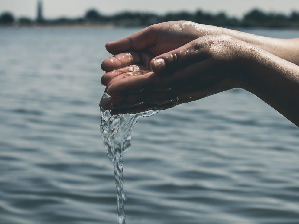 En 2015, 844 millones de personas en el planeta aún carecían de agua potable básica.