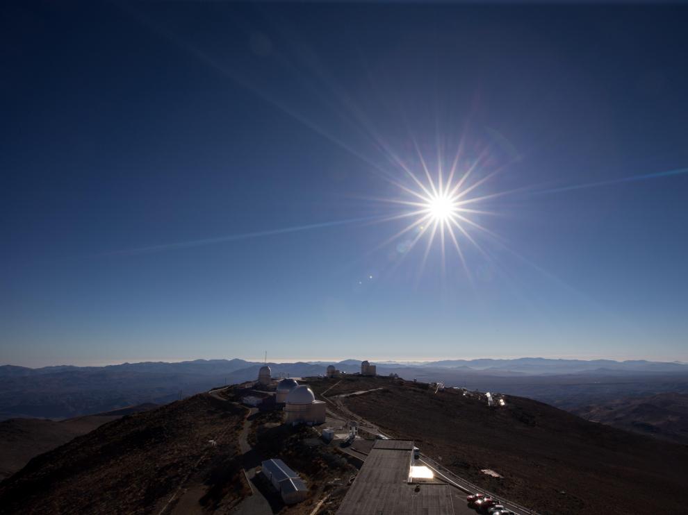 AME2822. MERLO (ARGENTINA), 02/07/2019.-El sol cubierto por la luna durante el eclipse solar total, este martes en la ciudad de Merlo, San Luis (Argentina). EFE/Nicolas Aguilera Eclipse solar total 2019