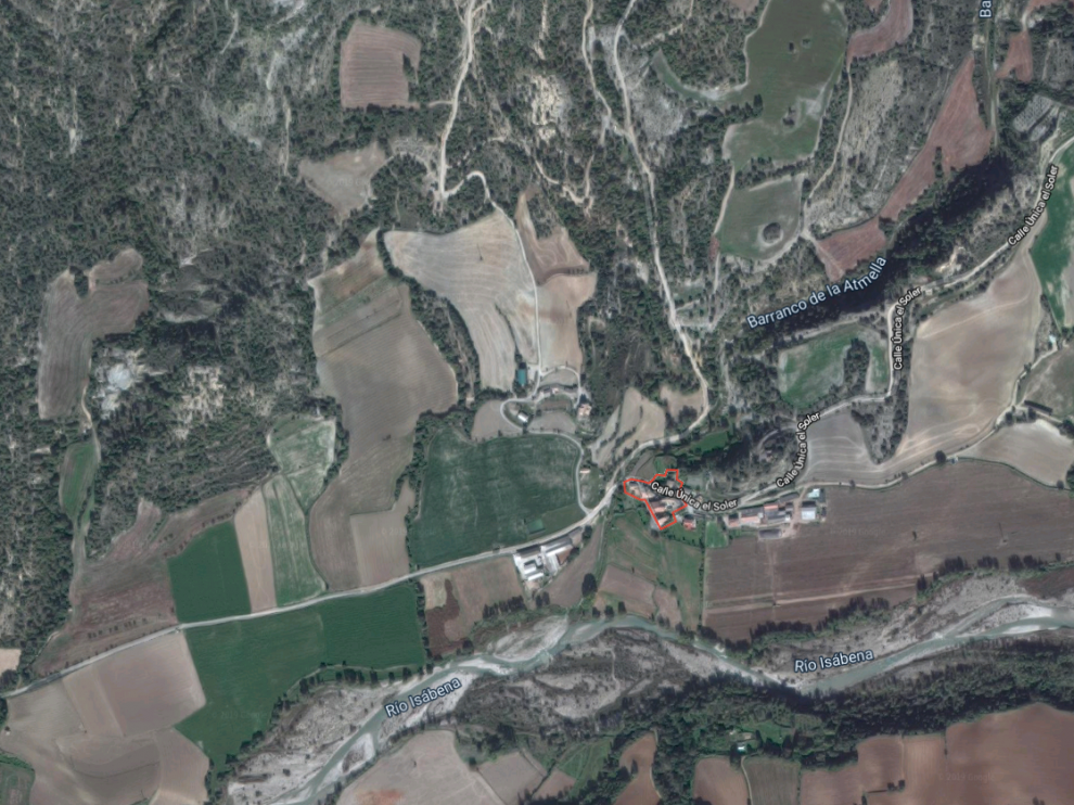 El fuego se ha producido en una zona de difícil acceso cerca de El Soler.