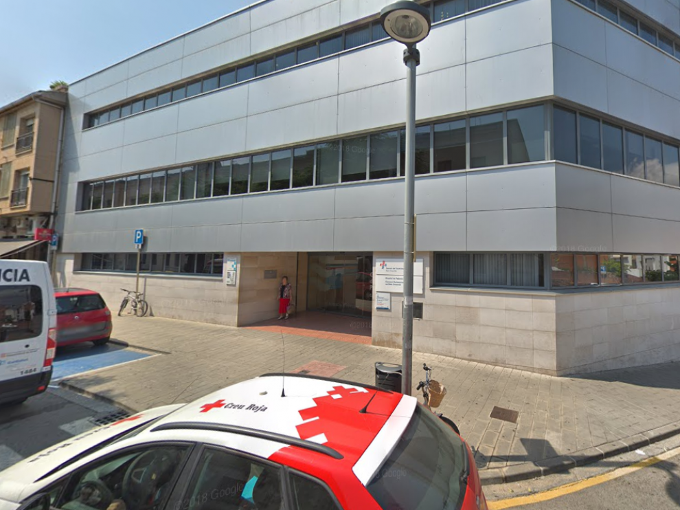 La madre del bebé le llevó al hospital de Palamós