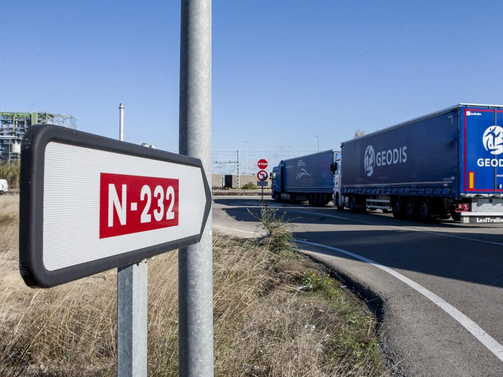 La DGT prohibió a los vehículos pesados circular por un tramo de N-232 en La Rioja.