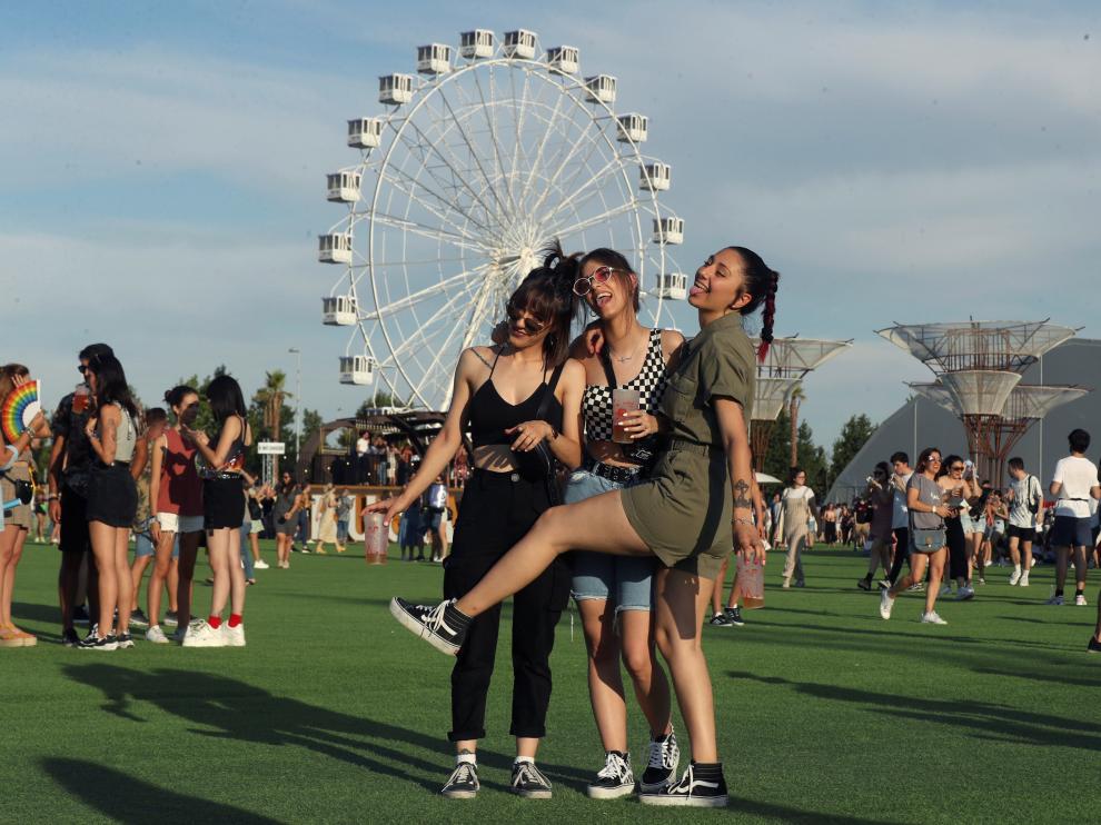 Asistentes a la fiesta de inauguración del Mad Cool 2019.