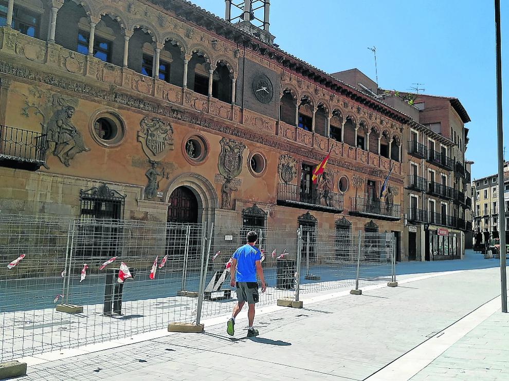 La plaza de España de Tarazona ofrece ahora este renovado aspecto.