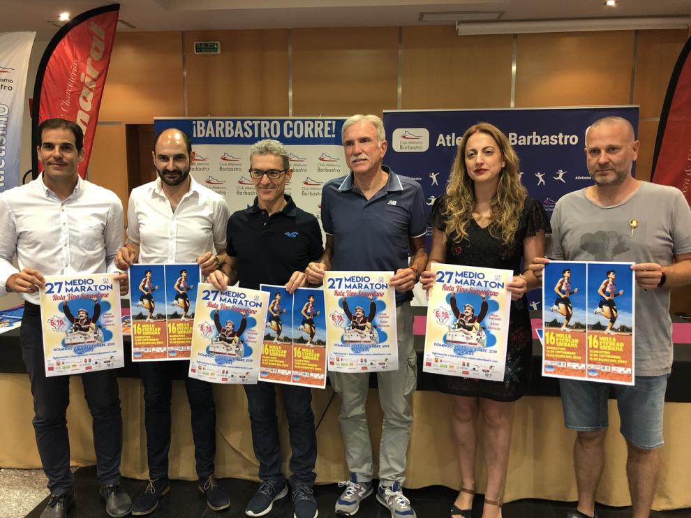 De ida a dcha: Dani Gracia, Fernando Torres, Fernando Abellán, Javier Moracho, Eli Río y Juan Diego.