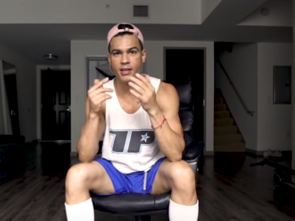 Captura de uno de los vídeos del youtuber Ray Díaz.