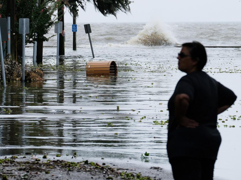 La llegada del huracán Barry provoca inundaciones en Louisiana.