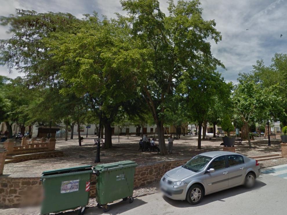 Vista diurna de la plaza del Pradillo, donde ocurrieron los hechos.
