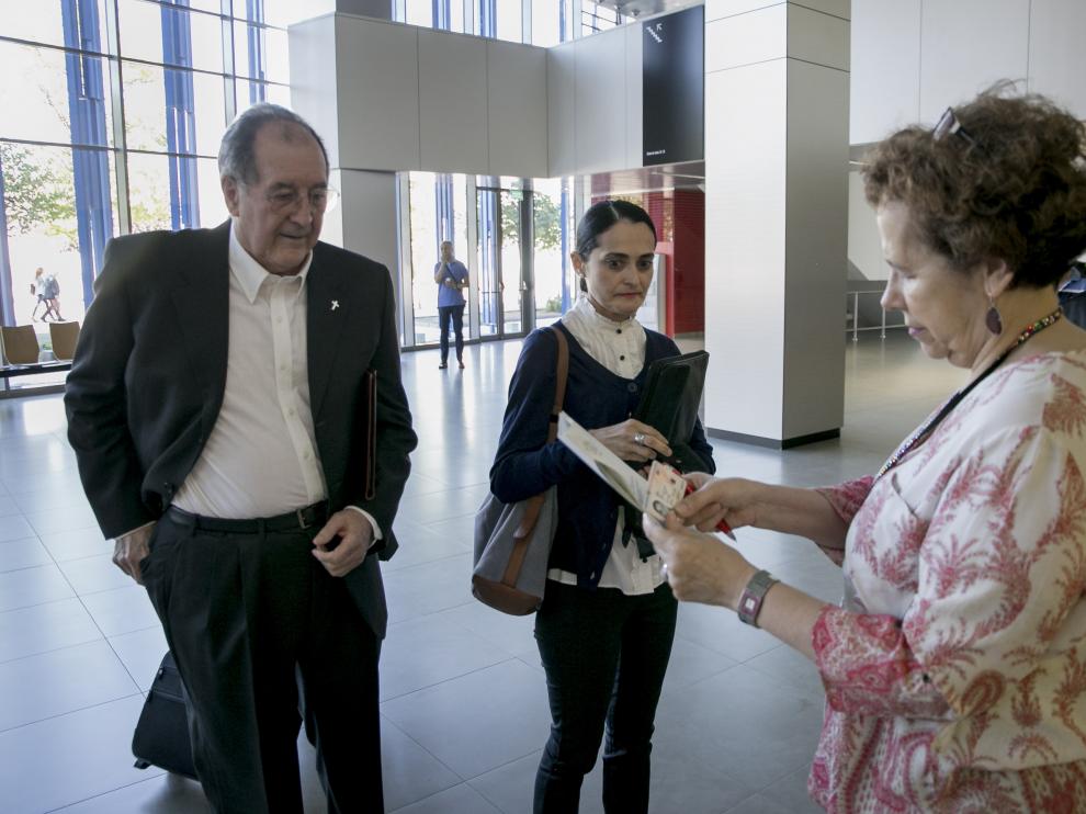 Los acusados, momentos antes del iniciarse el juicio en la Ciudad de la Justicia de Zaragoza.