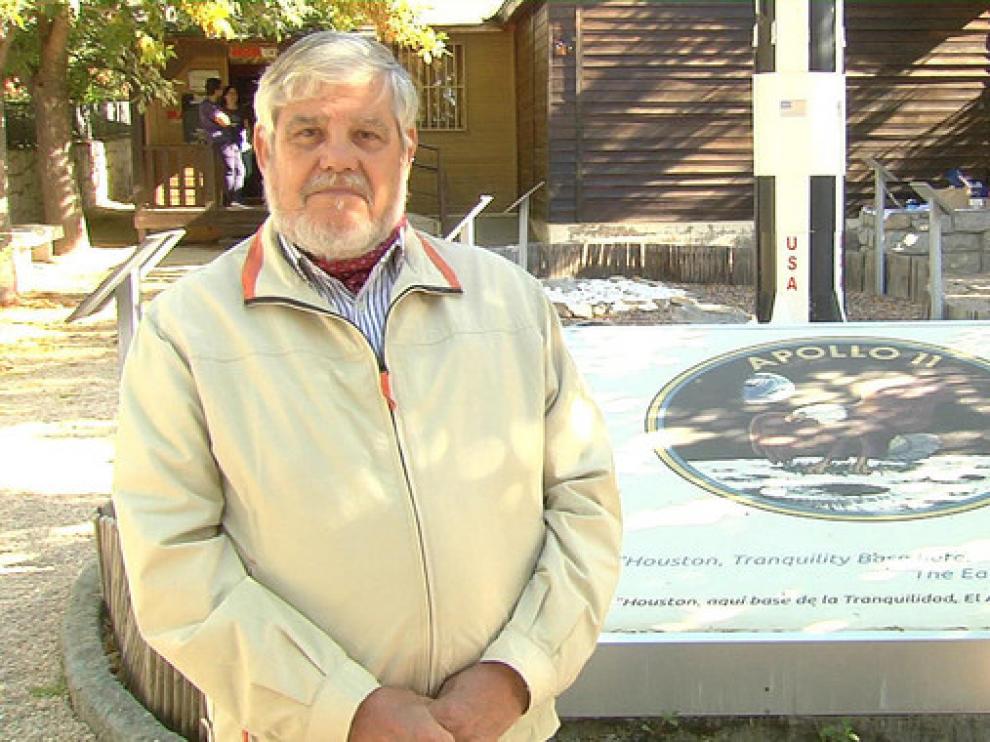 José Manuel Grandela no ha dejado de recordar a lo largo de su vida la importancia que tuvo la estación de Fresnedillas para lograr que el ser humano pusiera un pie en la Luna. Al Museo Lunar del pueblo ha donado multitud de piezas