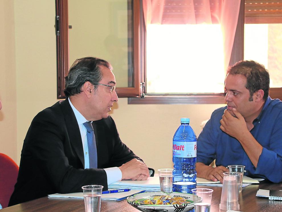 Ignacio Montaner (Endesa) y Antonio Amador (alcalde de Andorra)