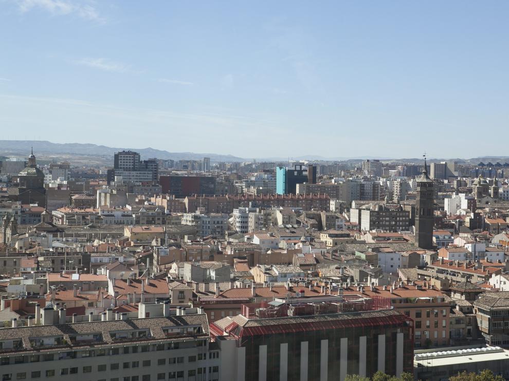 El municipio de Zaragoza se incluye en la Comarca Central.