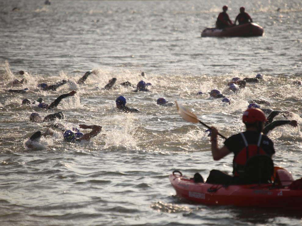 Jordi Montraveta y Usoa Ostolaza vencedores del III Half Triatlón de Mequinenza