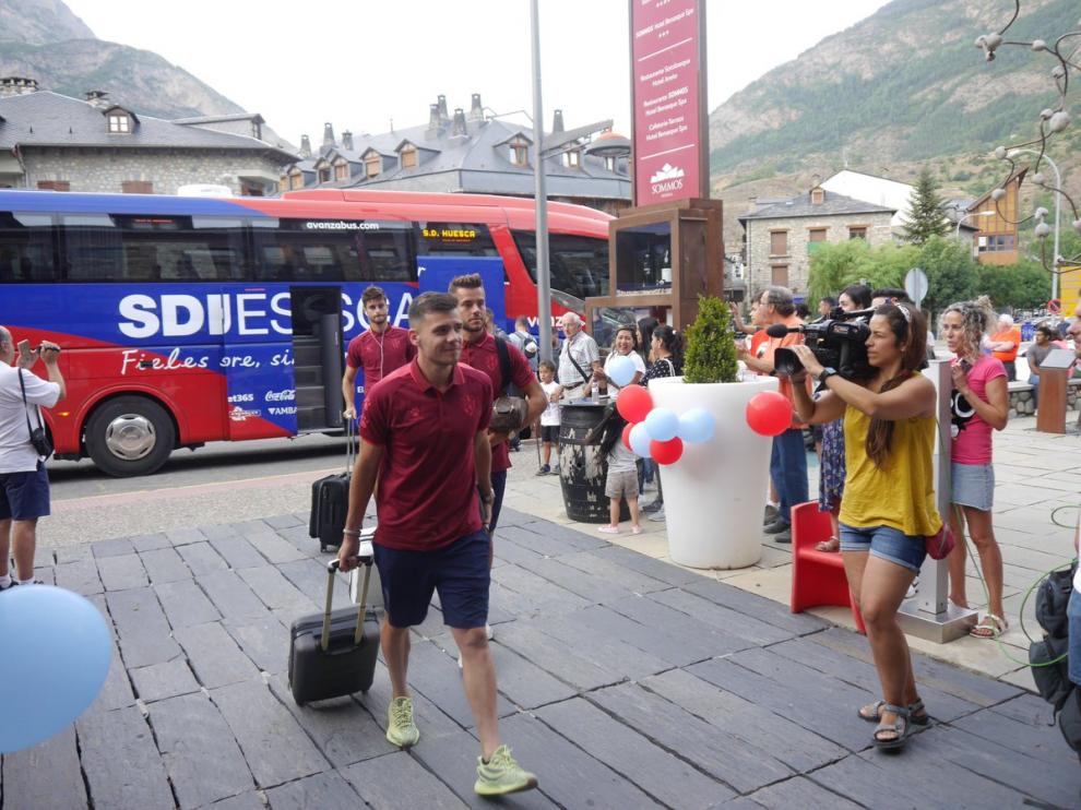 Álex Gallar, en la llegada de la SD Huesca a Benasque.