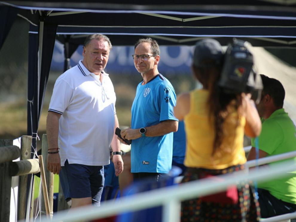 Lasaosa en la primera sesión de entrenamiento de la SD Huesca dentro de la concentración que va a llevar a cabo en Benasque hasta el 30 de junio.