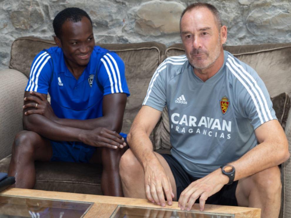 Víctor Fernández y Raphael Dwamena, en el Hotel Barceló Monasterio de Boltaña.