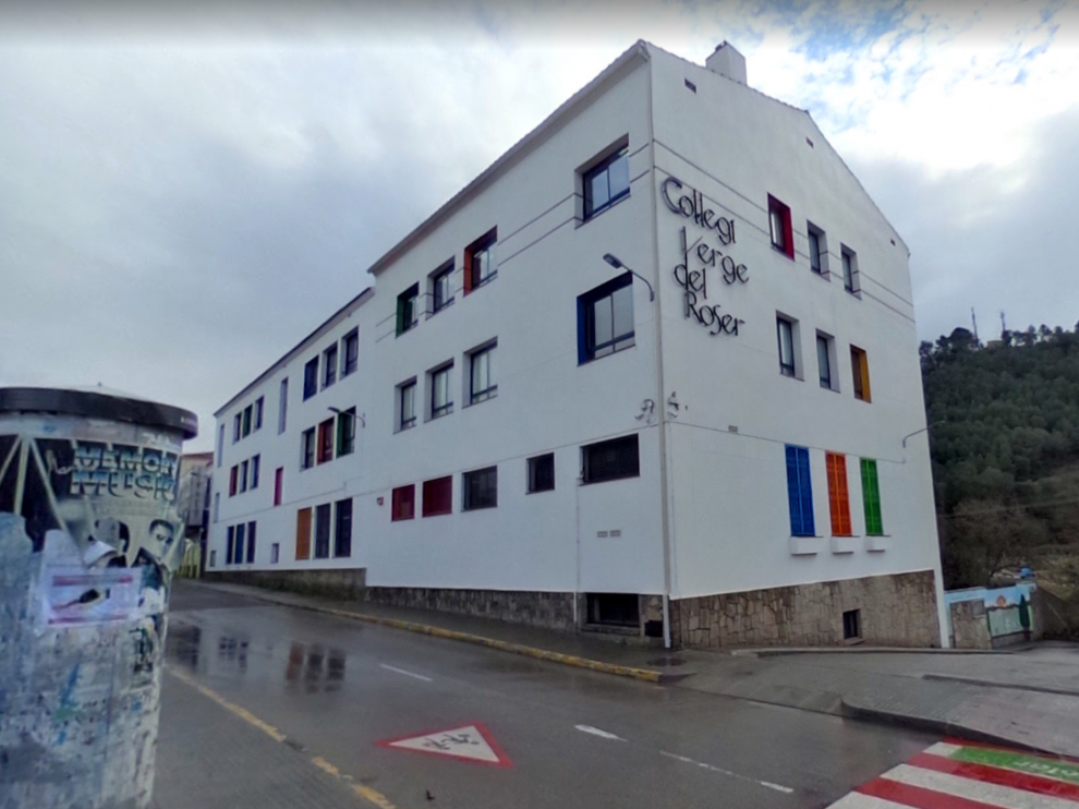 Los hechos ocurrieron en el colegio del Roser de Vallirana (Barcelona), un centro concertado que ofrece educación infantil, primaria y ESO.