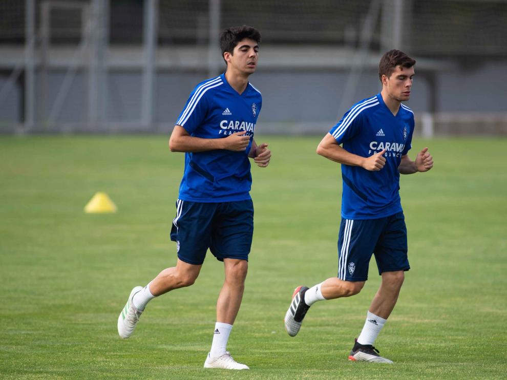 Clemente y Soro trotan juntos en un entrenamiento en la Ciudad Deportiva.