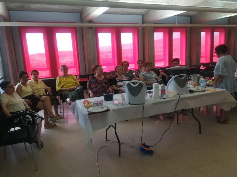 El taller de cocina terminó con la degustación de los platos preparados.