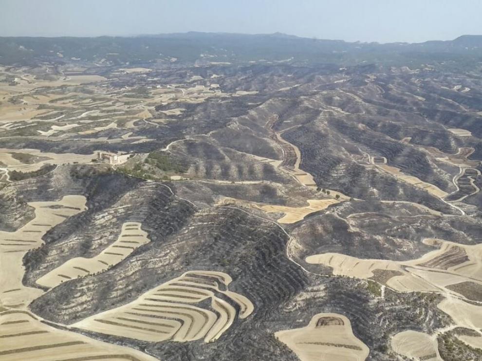El incendio en la Sierra de Alcubierre se da por controlado.