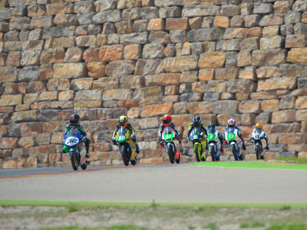 Los pilotos de 85GP, en MotorLand.