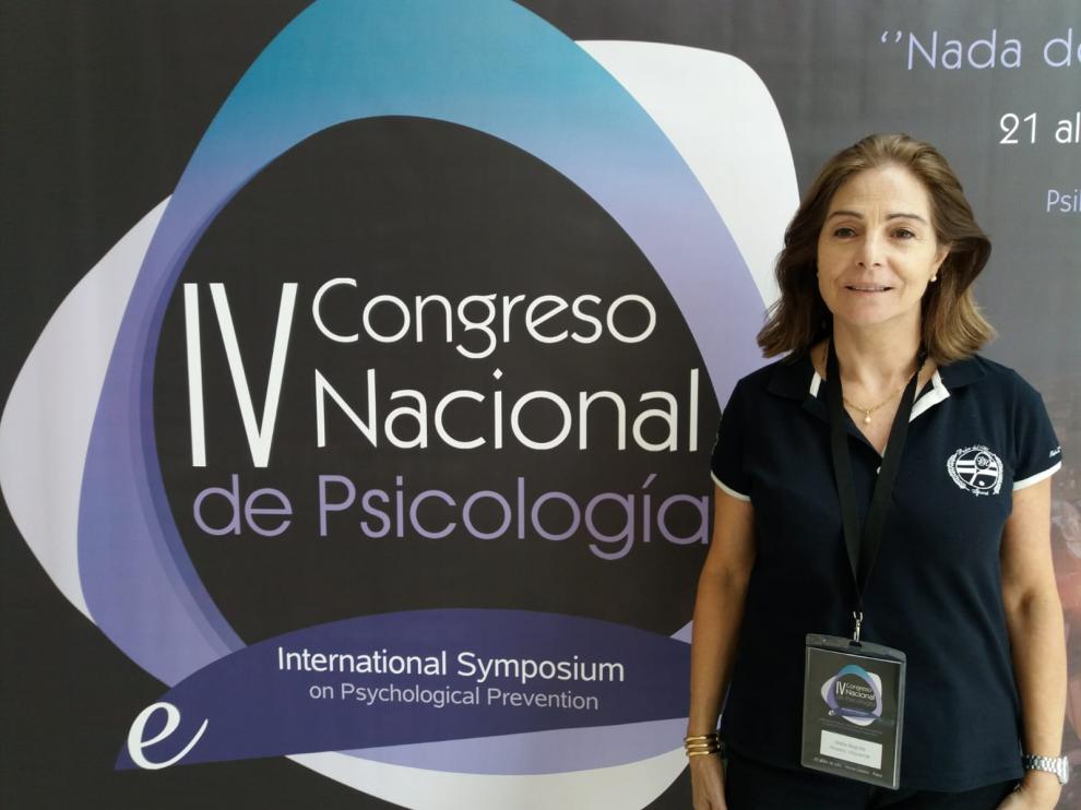Begoña Álvarez, subdirectora del servicio e protección a la infancia y tutela de Aragón, en el Congreso Nacional de Psicología