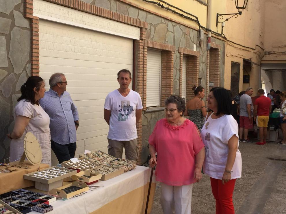 Brea celebró ayer una feria de artesanía, dentro de sus fiestas.