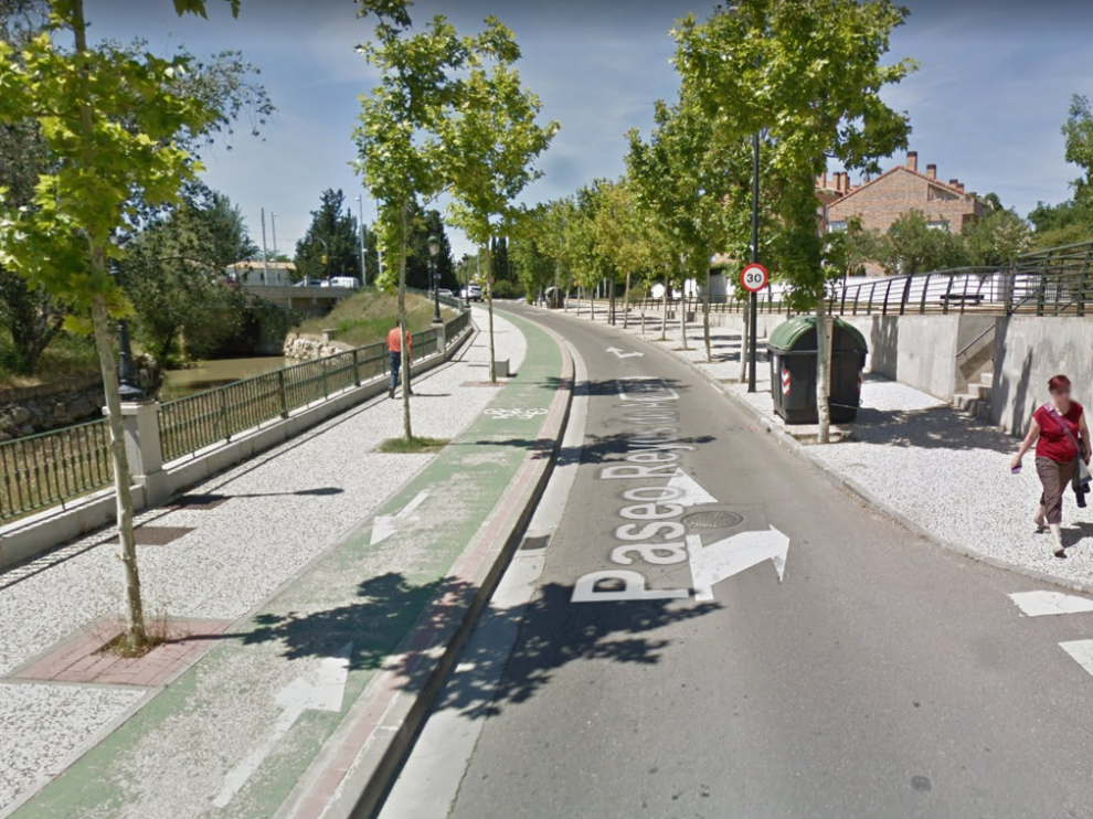 Lugar de la colisión entre dos ciclistas en el paseo Reyes de Aragón