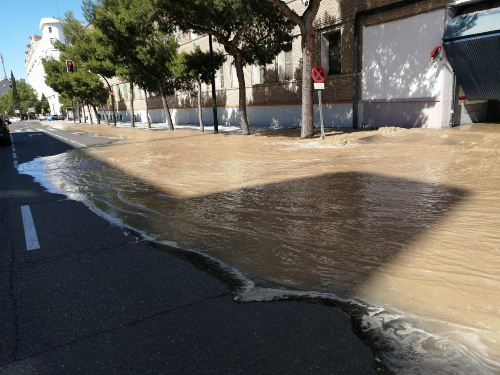 Reventón en Anselmo Clavé con Madre Sacramento.