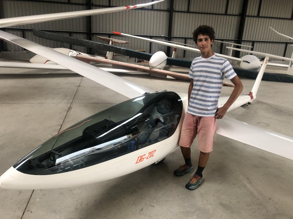 El joven piloto, Ignacio Burgos.
