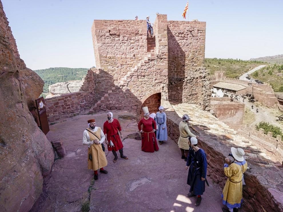Recreacion historica medieval en el castillo de Peracense.