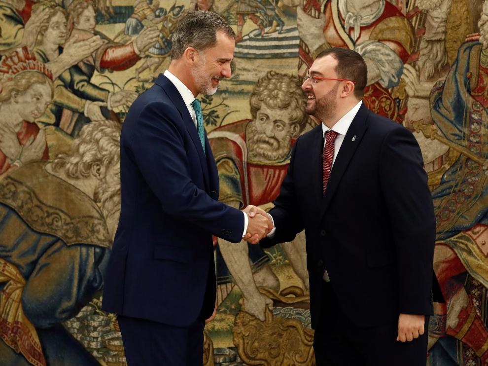 El Rey Felipe VI recibe a Adrián Barbón, presidente de Asturias.