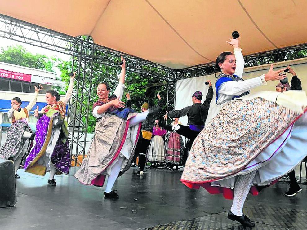 Un momento de la actuación del grupo, este martes por la tarde en el escenario de Plovdiv.
