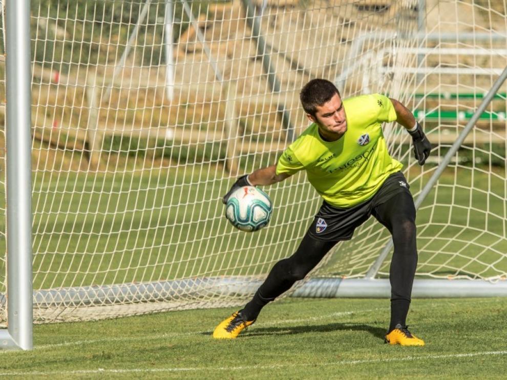 Ander Bardají, durante un entrenamiento en Benasque.