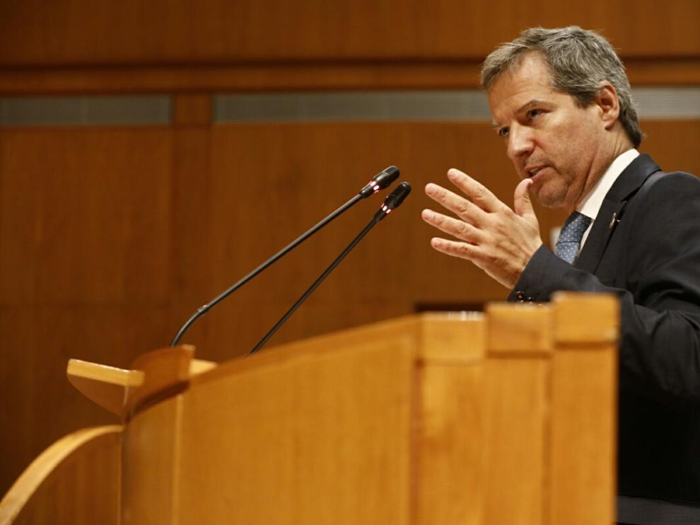 Segunda sesión del debate de investidura de Lambán en las Cortes de Aragón.