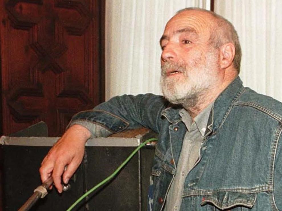 Muere el director de cine Roberto Bodegas a los 86 años.