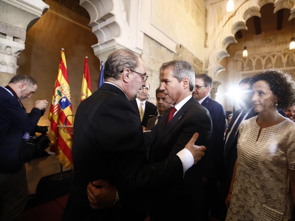 Pérez tiende la mano a Lambán sin renunciar a ser oposición firme y libre