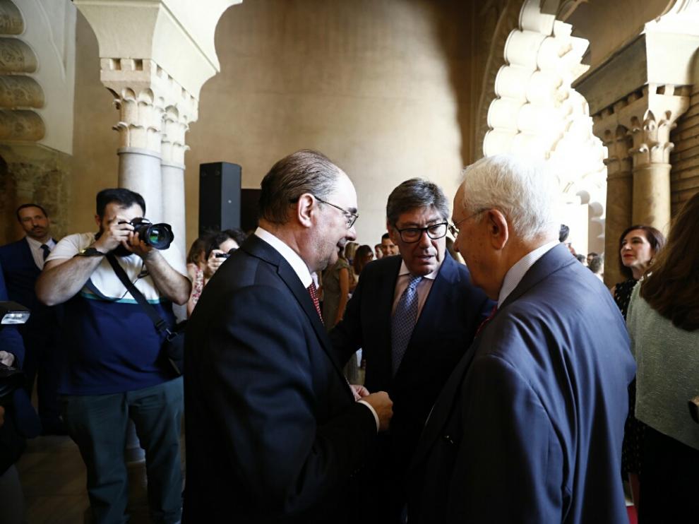 Toma de posesión de Javie Lambán como presidente de Aragón en el palacio de la Aljafería