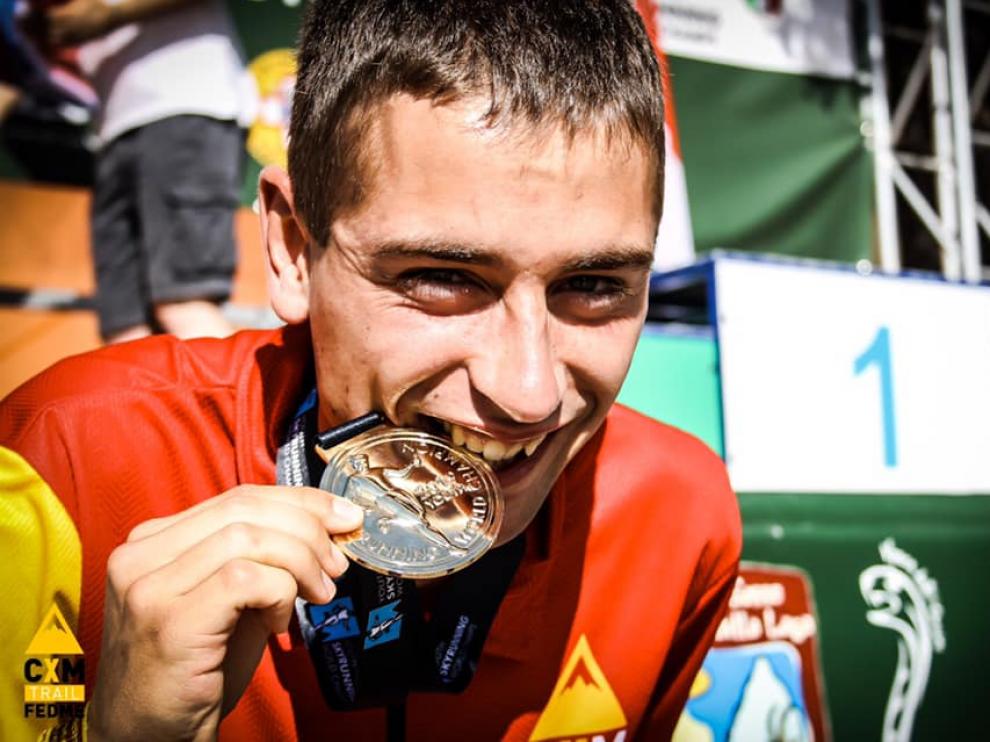 Daniel Osanz finaliza el Campeonato del Mundo Juvenil de Skyrunning con tres medallas: dos oros y una plata