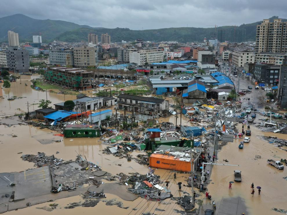 La ciudad de Dajing, dañada por el tifón.
