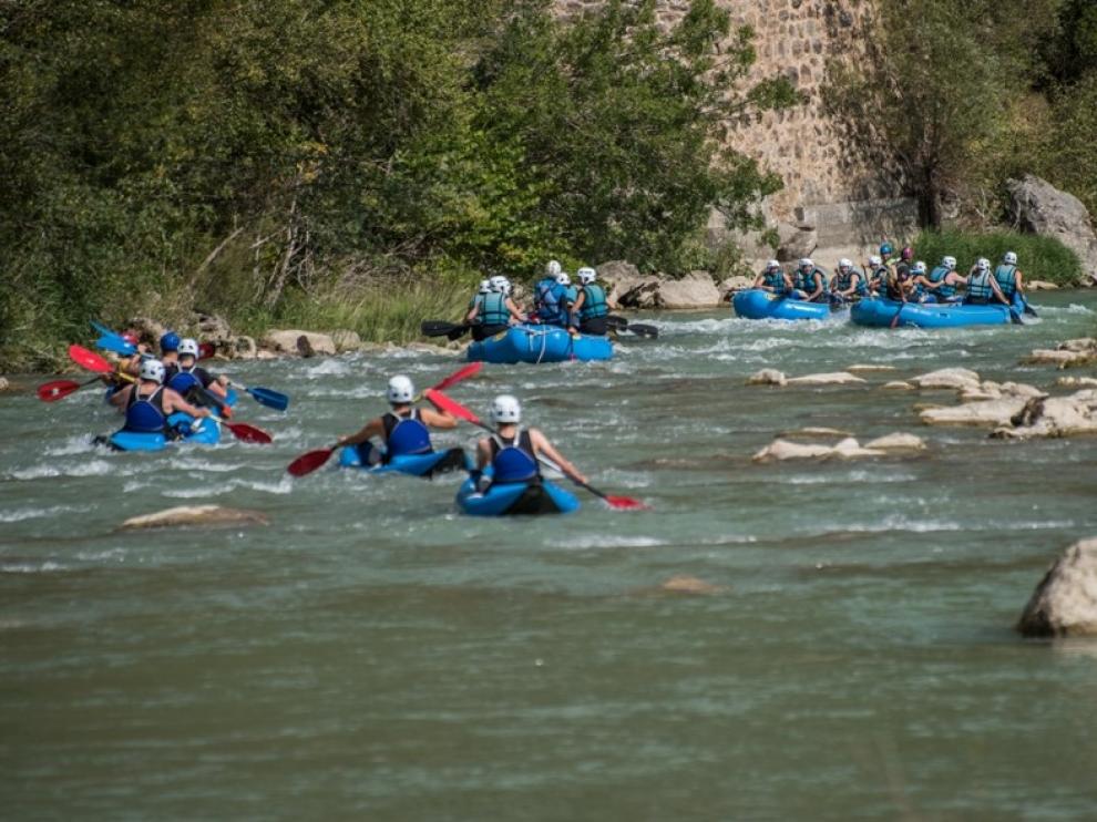 El Gállego permite hacer rafting, canoas, kayak o hidrospeed, entre otras actvidades.