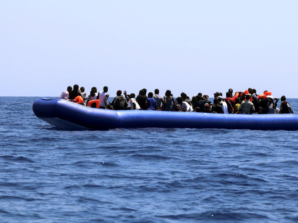 El Ocean Viking deja la zona de rescate y se acerca a aguas de Italia y Malta.