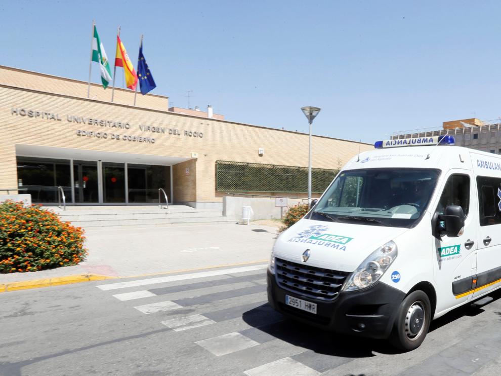 El hospital Virgen del Rocío de Sevilla donde ha fallecido una anciana de 90 años por listeriosis.