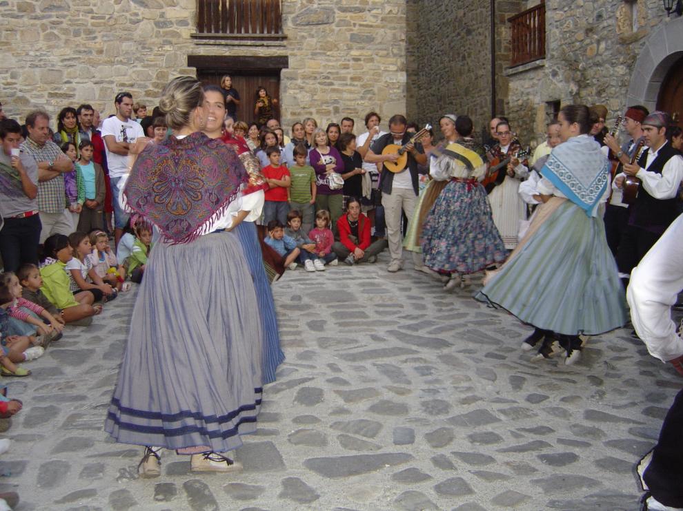 Imagen de archivo de las fiestas patronales en El Pueyo de Jaca.