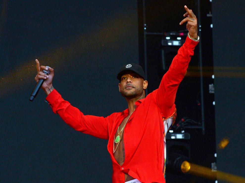 Carhaix (France).- (FILE) - French rapper Booba performs during Les Vieilles Charrues Festival in Carhaix, France, 18 July 2019. According to reports, during the filming of his new music video 'Glaive' in near Paris, dozens of men arrived firing guns, resulting in several injured people. (Cine, Francia) EFE/EPA/HUGO MARIE *** Local Caption *** 55347730 Les Vieilles Charrues Festival 2019