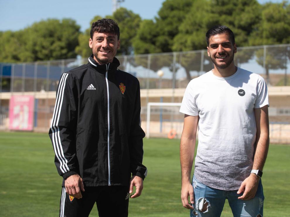 Cristian Álvarez, y su hermano Juan Cruz Álvarez, porteros del Real Zaragoza y de la SD Tarazona, en la Ciudad Deportiva.