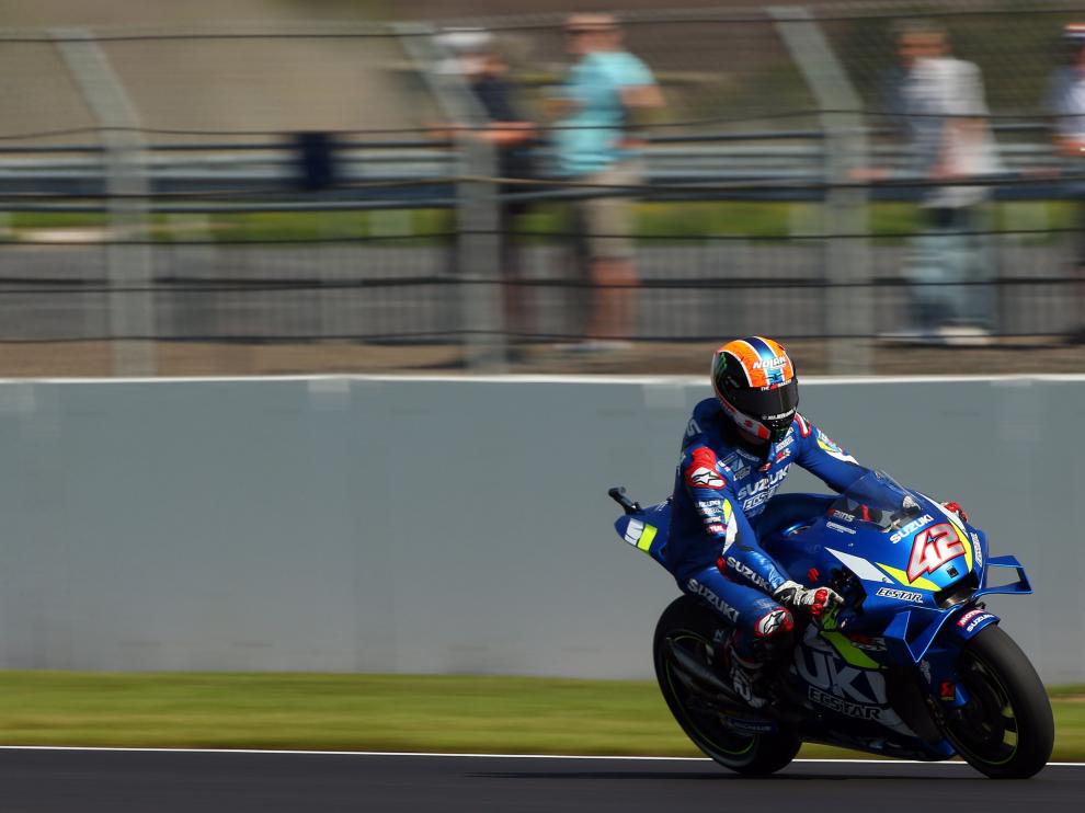 Alex Rins, en un momento de la carrera en Silverstone.